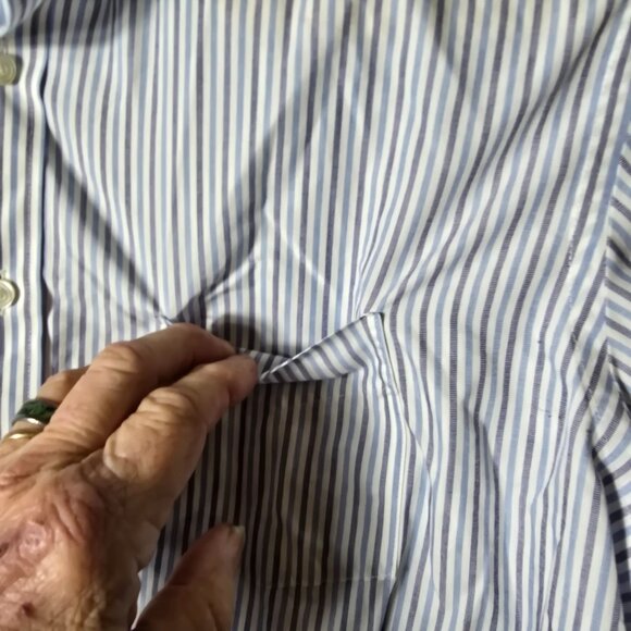 UNTUCKit Button Down Dress Shirt XL Men's White Blue Gray Striped Long Sleeve - Picture 5 of 6